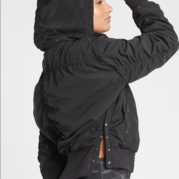 NWT Athleta Point Reyes Bomber Black Medium - Picture 4 of 10